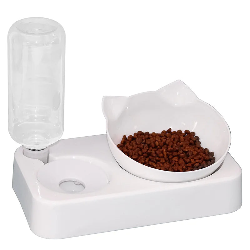 No-Spill Pet Feeder